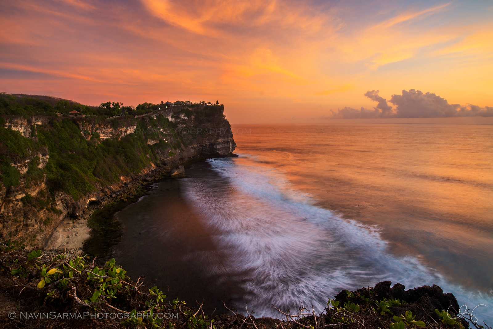 bali_uluwatu_sunset